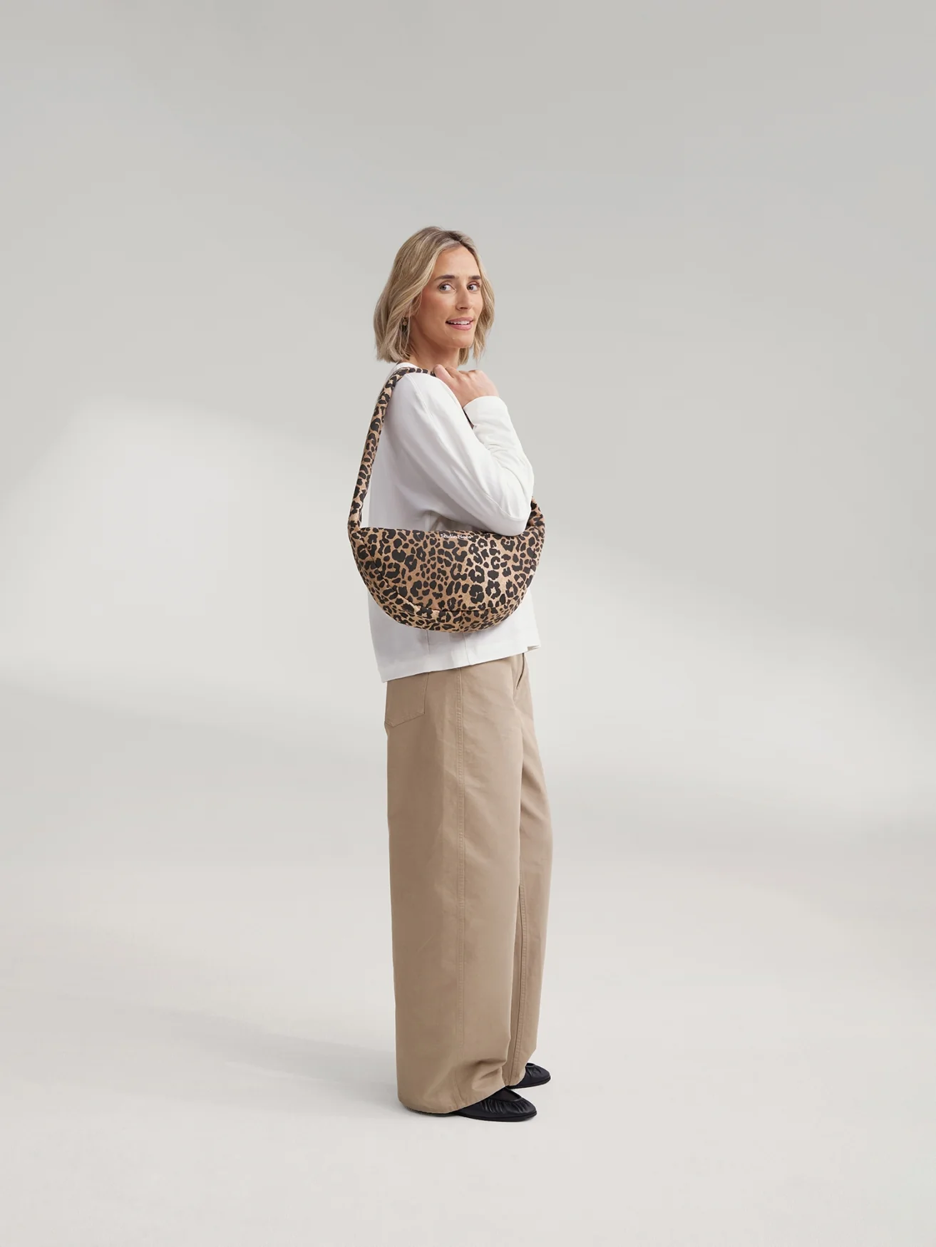 Brown Leopard Cotton Mini-Umhängetasche - Image 4